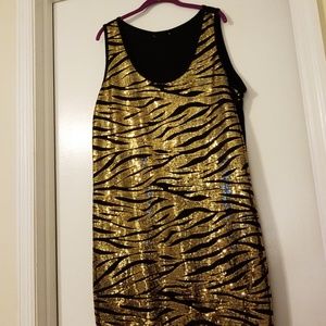 Black and gold sequin party dress